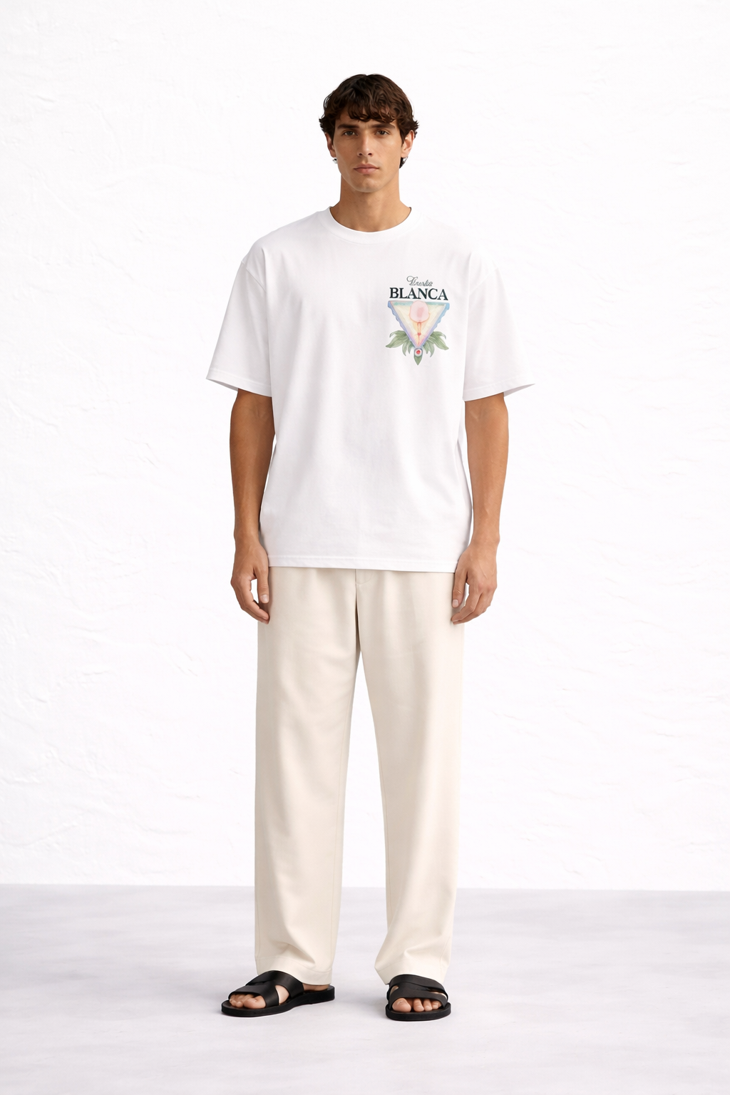 T-shirt oversize blanc unisexe Costa Blanca – style méditerranéen minimaliste – KAHMYR